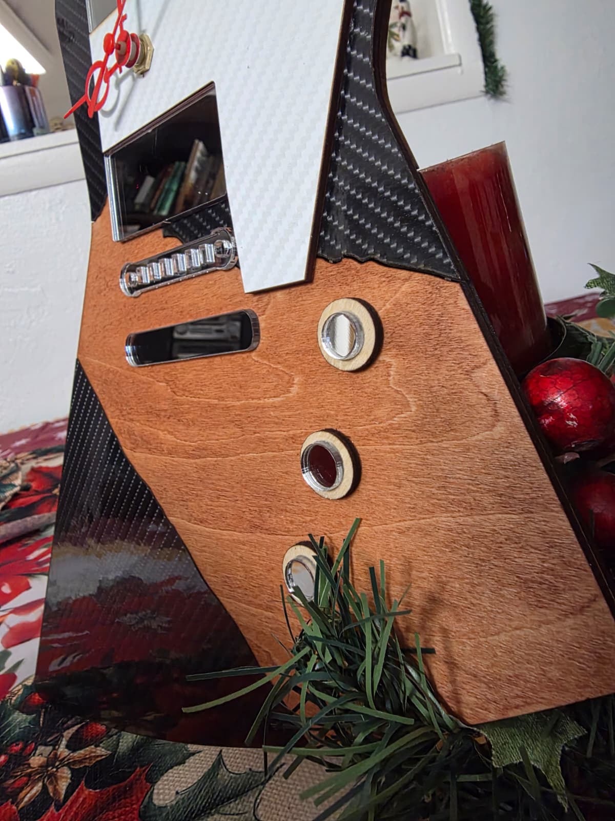 Luxury Decorative Guitar Clock